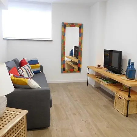 Apartment Cozy Base In Estoril