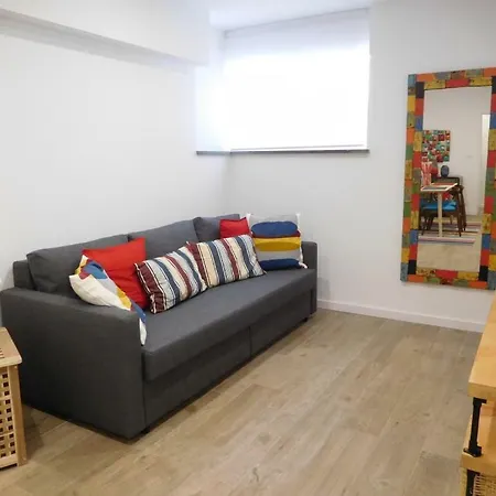 Cozy Base In Estoril