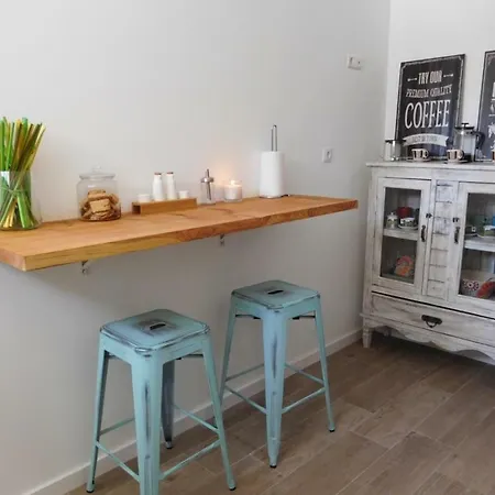Cozy Base In Apartment *