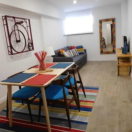 Apartment Cozy Base In Estoril